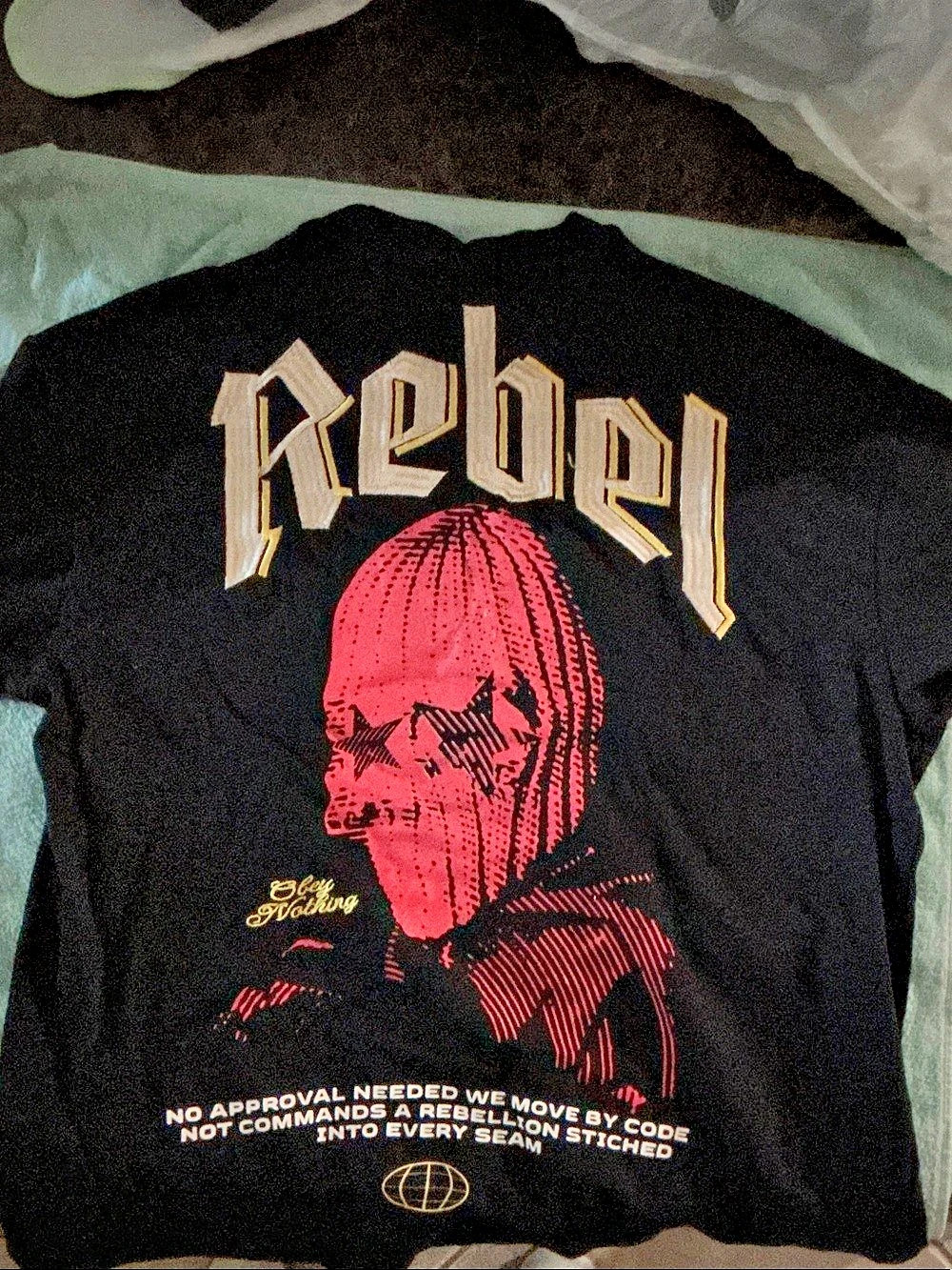 Rebel Graphic Tee in Black & Red Like New